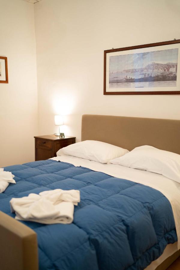San Mattia'S By Dimorra Apartment เนเปิลส์ ภายนอก รูปภาพ
