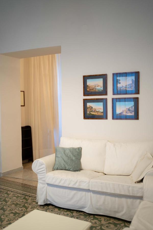 San Mattia'S By Dimorra Apartment เนเปิลส์ ภายนอก รูปภาพ