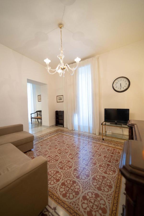 San Mattia'S By Dimorra Apartment เนเปิลส์ ภายนอก รูปภาพ