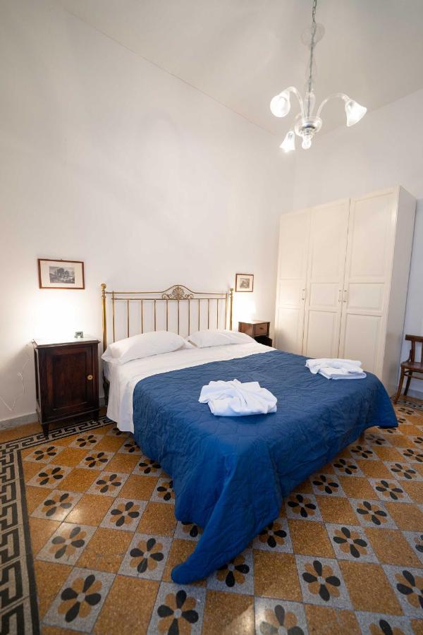 San Mattia'S By Dimorra Apartment เนเปิลส์ ภายนอก รูปภาพ