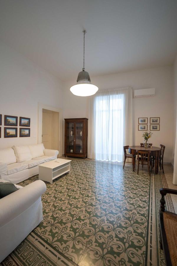 San Mattia'S By Dimorra Apartment เนเปิลส์ ภายนอก รูปภาพ