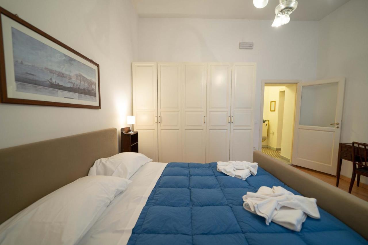 San Mattia'S By Dimorra Apartment เนเปิลส์ ภายนอก รูปภาพ