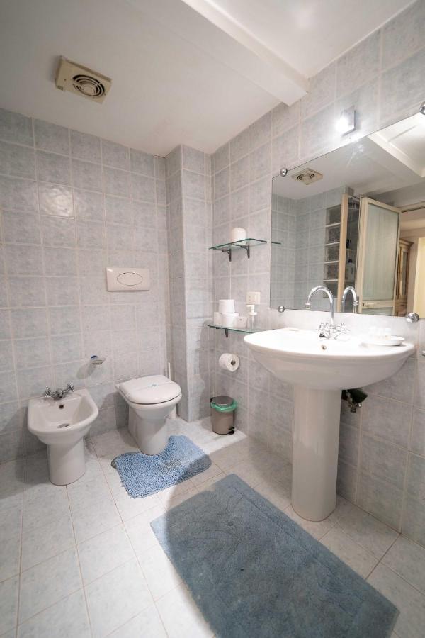 San Mattia'S By Dimorra Apartment เนเปิลส์ ภายนอก รูปภาพ