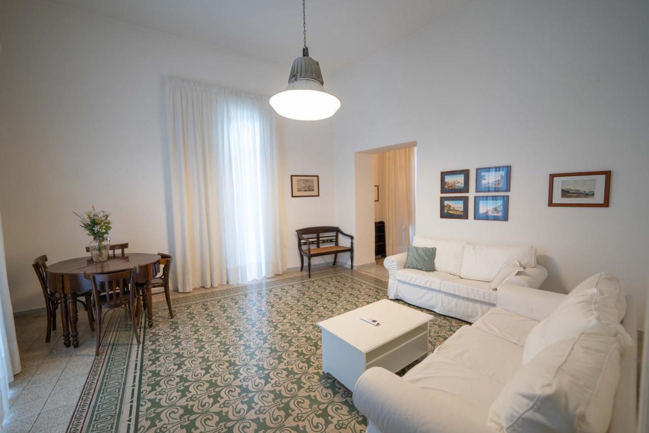 San Mattia'S By Dimorra Apartment เนเปิลส์ ภายนอก รูปภาพ